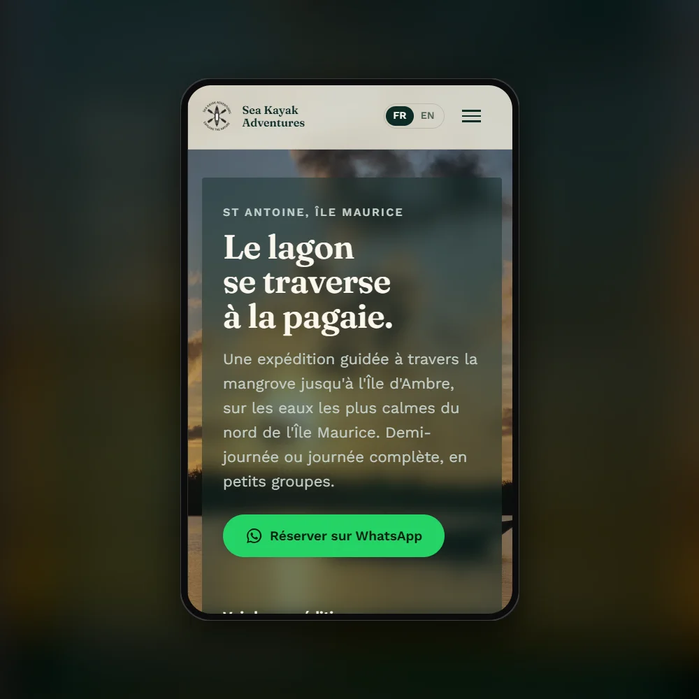 Le nouveau site de Sea Kayak Adventures sur mobile : « Le lagon se traverse à la pagaie. »